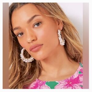 Lilly Pulitzer Resort Pearl Hoop Earrings White Gold
